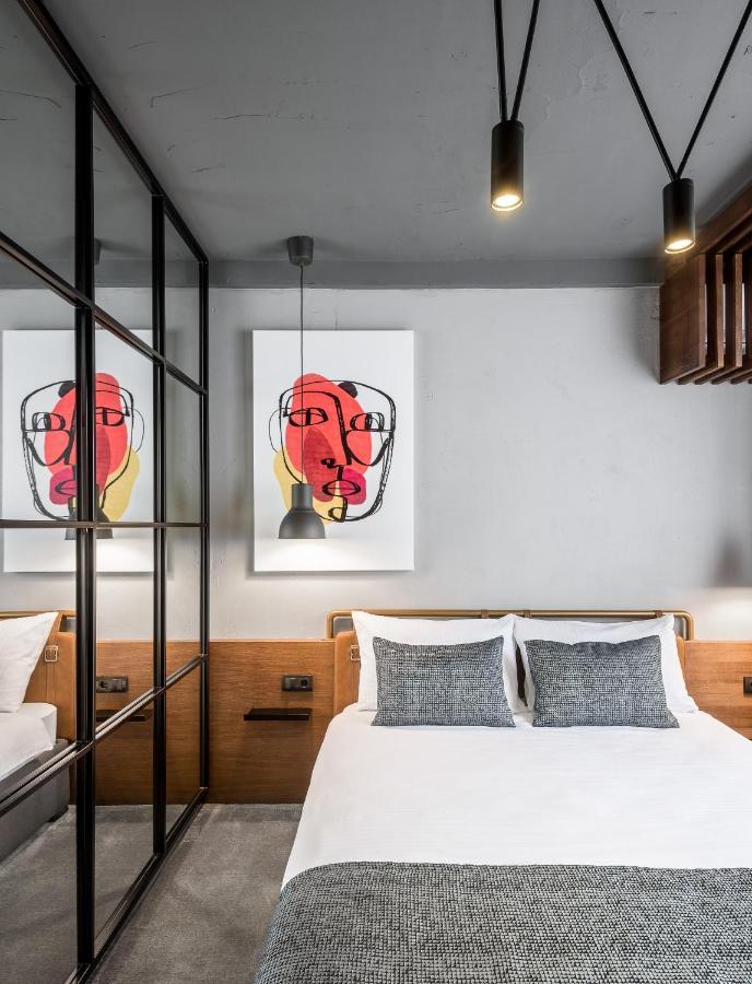 7 Rooms Suites Belgrado Exterior foto